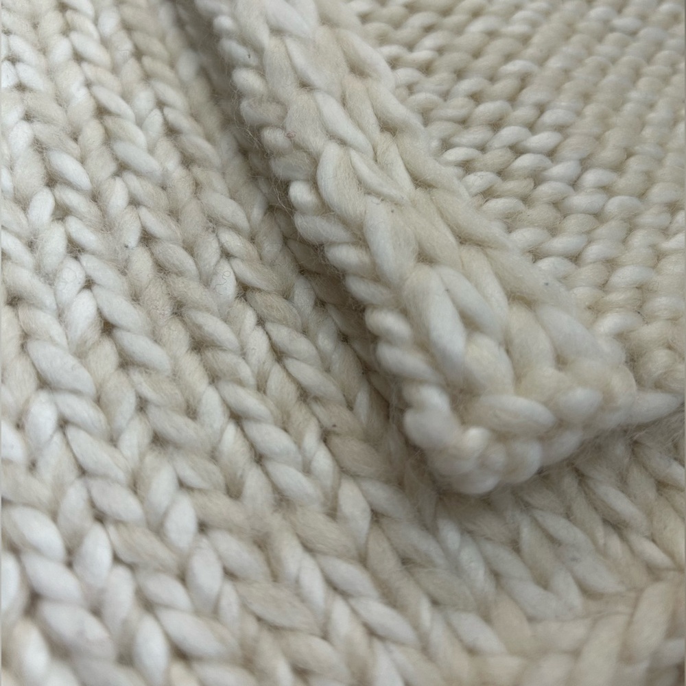 H&M Knit Sweater in Cream